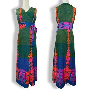 Vintage Hawaiian Print Long Dress, Made In Hawaii .
